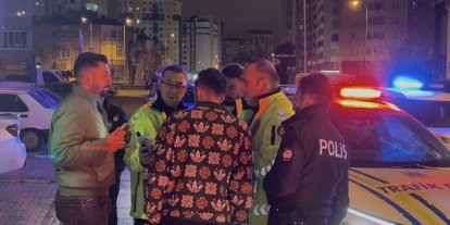 Kayseri’de polis ekiplerinden kaçan 2 alkollü sürücüye 920 bin TL idari para cezası yazıldı