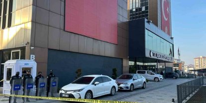 Rüşvet operasyonunda ekiplerin çalışmaları sürüyor