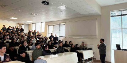 Yapay zeka okuryazarlığı ele alındı