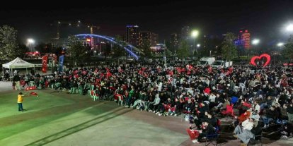 Bursa’da dev ekranda milli coşku