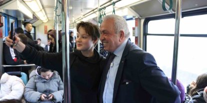 Başkan Şadi Özdemir’den mesai öncesi metro sürprizi