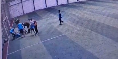 Halı sahada yürek yakan ölüm: Kaleci top darbesi sonrası hayatını kaybetti