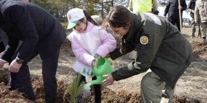 Gümüşhane’de fidanlar toprakla buluştu