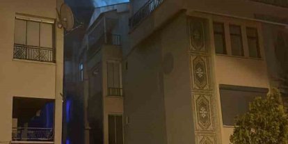 Polatlı’da gece yarısı çatı katı yangını paniğe neden oldu