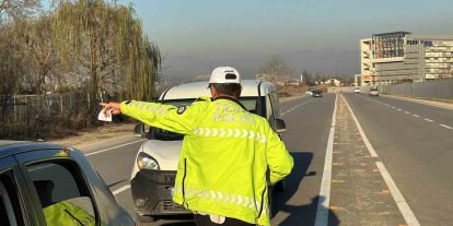 506’sı hızdan bin 496 araç sürücüsüne ceza yazıldı