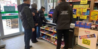 Bayburt’taki marketlerde sıfır atık ve poşet denetimi yapıldı