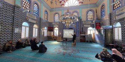 Köşk’te hac yolcularına hazırlık semineri verildi