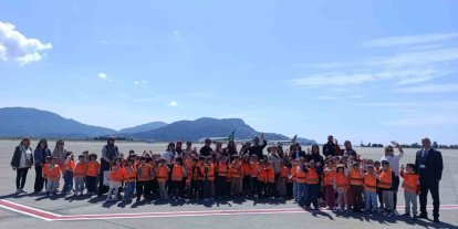 Köyceğiz Anaokulu öğrencileri Dalaman Havalimanı’nı gezdi