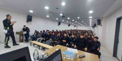Öğrencilere polislik tanıtıldı, güvenlik konuları anlatıldı