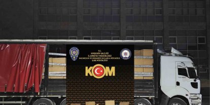 Kırşehir’de durdurulan kamyonda 5,5 ton kaçak tütün ele geçirildi