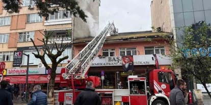 Fırının bacası tutuştu: 3 kişi dumandan etkilendi