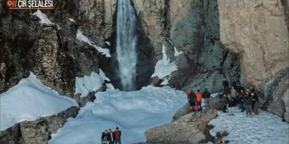 Çır Şelalesi misafirlerini ağırlıyor