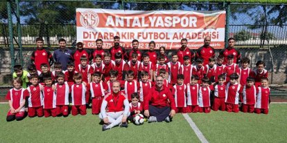 Antalyaspor Diyarbakır Futbol Akademisinden çocuklara sağlık atölyesi