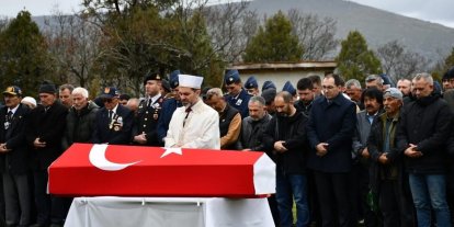 Kıbrıs Gazisi Selahattin Akmes son yolculuğuna uğurlandı