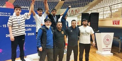 Erzincanlı güreşçilerden bölge şampiyonasında başarı