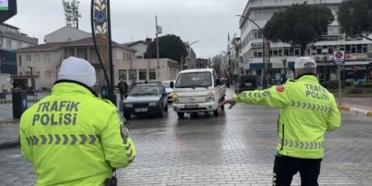 Gönen’de trafik denetimleri sürdürülüyor