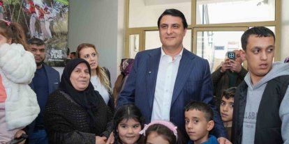 Yılmaz’dan kadın ve çocuklara anlamlı ziyaret