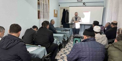 Hisarcık’ta din görevlilerine "Vaaz Becerilerini Geliştirme" konulu eğitim