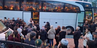 Aydınlı umreciler dualarla uğurlandı