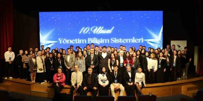 Bilişim sistemleri öğrenci zirvesine ev sahipliği yaptı