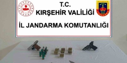 Jandarmadan ruhsatsız silah operasyonu