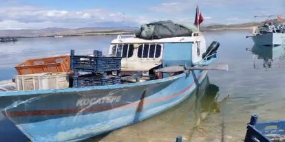 Av yasağı başladı: Balıkçılar teknelerini karaya çekti