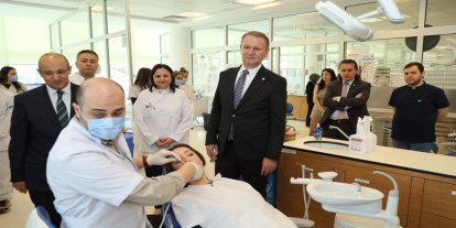 Rektör Baş: "Diş Hekimliği Fakültesi’nde yürütülen çalışmalar memnuniyet verici düzeyde"