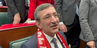 Cumhurbaşkanı Yardımcısı Yılmaz: "Eşel mobil sistemiyle akaryakıt fiyatlarındaki artışın ülkemize daha sınırlı yansımasını sağlamış olduk"