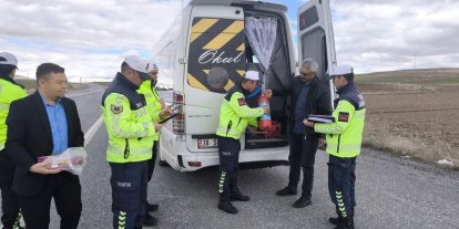 Tomarza’da servis şoförlerine güvenlik ve trafik eğitimi verildi