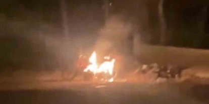 Mardin’de park halindeki motosiklet alev aldı