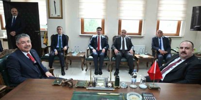 Başkan Harmancı, Vali Yılmaz’a belediye çalışmaları hakkında bilgi verdi