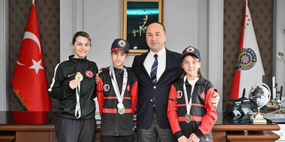 Emniyet Müdürü Tolga Yılmaz şampiyon sporcuları misafir etti