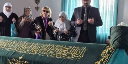 Bilecik’te huzurevi sakinlerinden türbe ziyareti