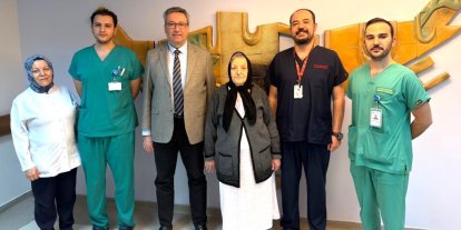 Vücudundan 3,7 kiloluk tümör çıkartılan hasta sağlığına kavuştu