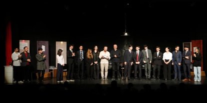 Erzurum Lisesi öğrencilerinden anlamlı sahne: "12 Öfkeli" büyük beğeni topladı