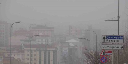 Anadolu Yakası’nda yoğun sis etkili oldu: Görüş mesafesi düştü, sürücüler zor anlar yaşadı