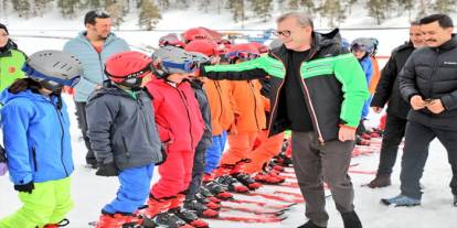Kars’ta öğrenciler “Karın Yıldızları” projesiyle kayakla buluşuyor