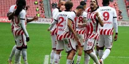 Trendyol Süper Lig: Samsunspor: 1 - Konyaspor: 1 (İlk yarı)