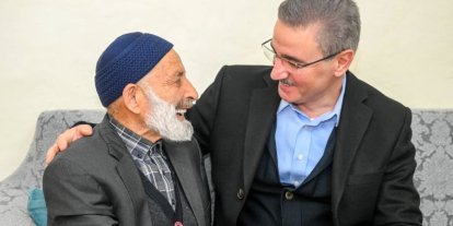 Vali Aydın Baruş ve eşinden vefa ziyaretleri