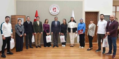 BŞEÜ’de 62. Kütüphane Haftası töreninde ödüller sahiplerini buldu