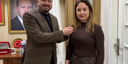 CHP Karesi İlçe Kadın Kolları Başkanı Sabiha Gören AK Parti’de