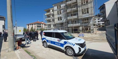 Kütahya’da iskele çöktü: 2 işçi yaralandı