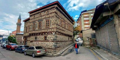 Geleneksel Erzurumevleri’nde tandırevi