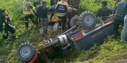 Takla atan patpatın sürücüsü yaralandı