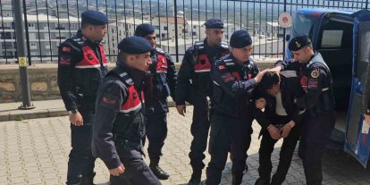 Bursa’da baba ve oğlunu öldüren zanlı adliyeye sevk edildi