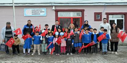 Polis haftası kapsamında Bozkale İlkokulu’na ziyaret