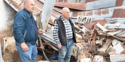 Yozgat’ta ahır çöktü, hayvanlar AFAD’ın yardımıyla kurtarıldı