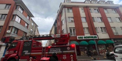 Pide salonunun bacasında çıkan yangın korkuttu