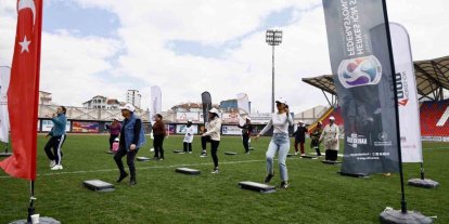 Dünya Sağlık Günü’nde "Koşabiliyorken Koş" yürüyüşüne yoğun ilgi