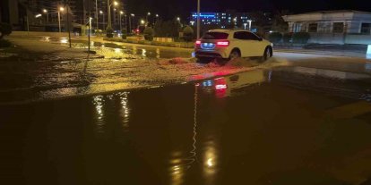 Osmaniye’de gece şiddetli yağmur etkili oldu